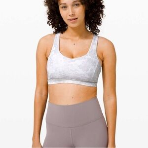Lululemon Free To Be Serene Bra *Light Support, C/D Cup
Future Oasis Grey Multi